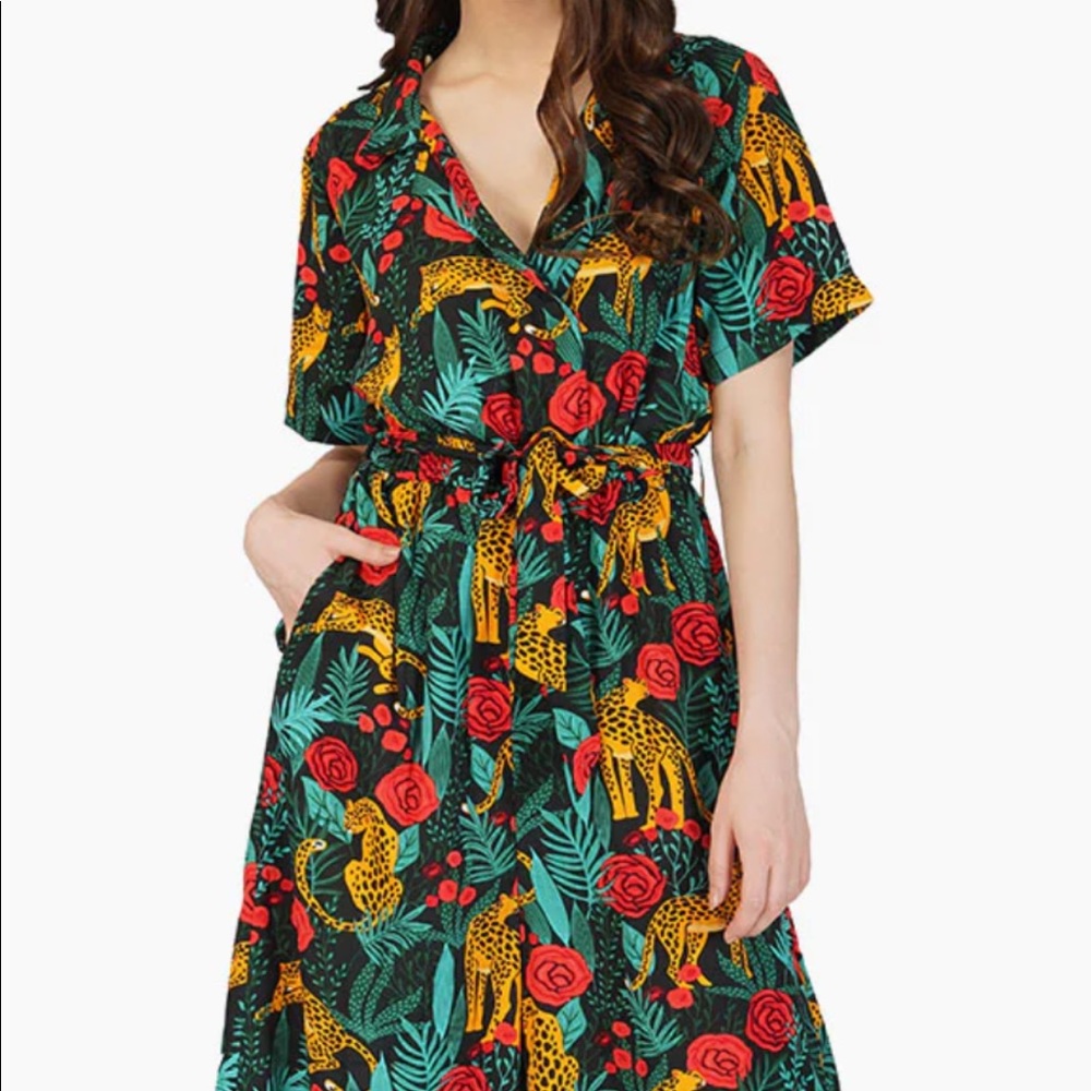 America and Beyond Jaguar Paradise Jumpsuit - Black Animal Print. Size M